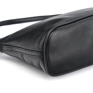 039 1103 Black Leather Pochette