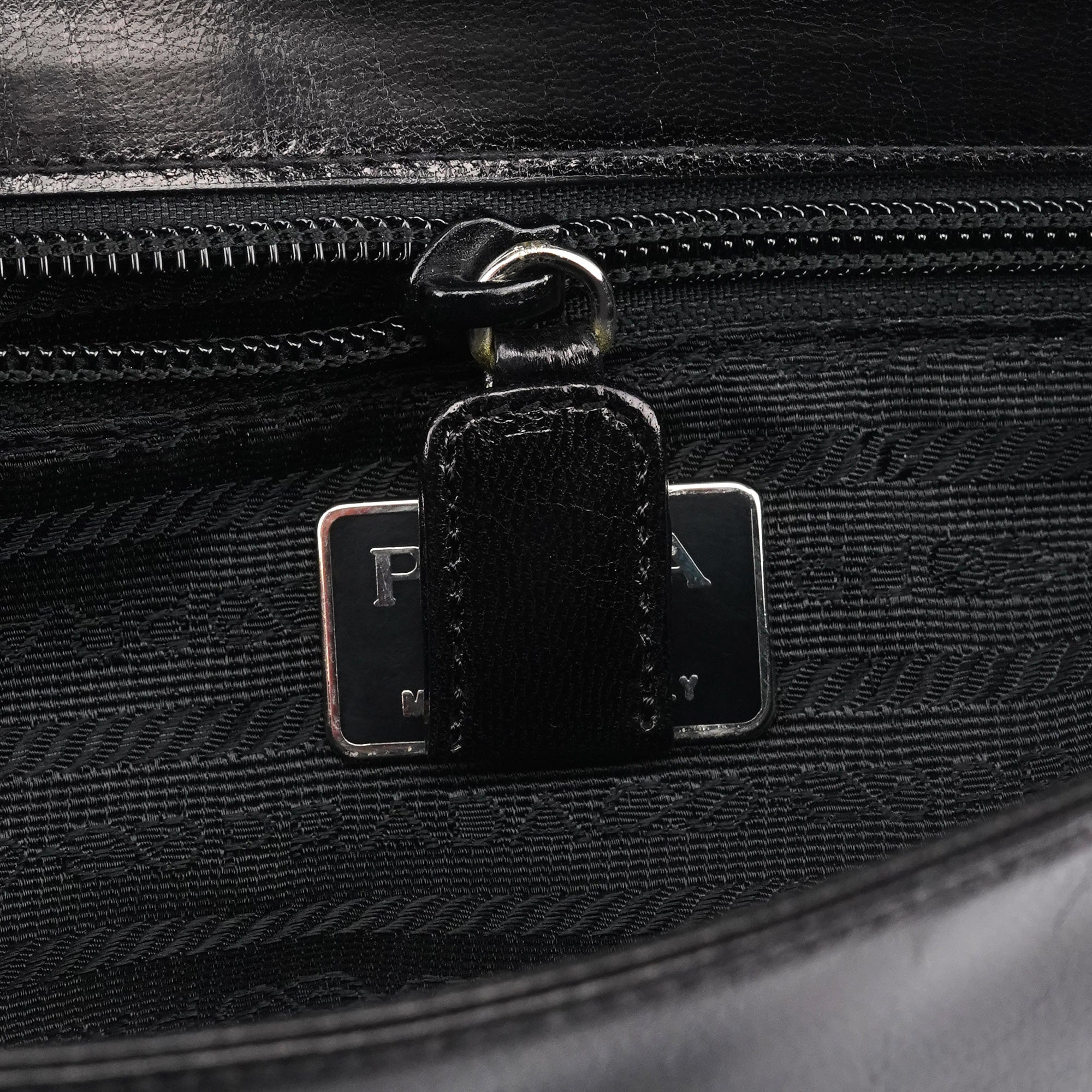 Prada 1996 Black Vitello Swing Shoulder Bag – Rediscover Vintage