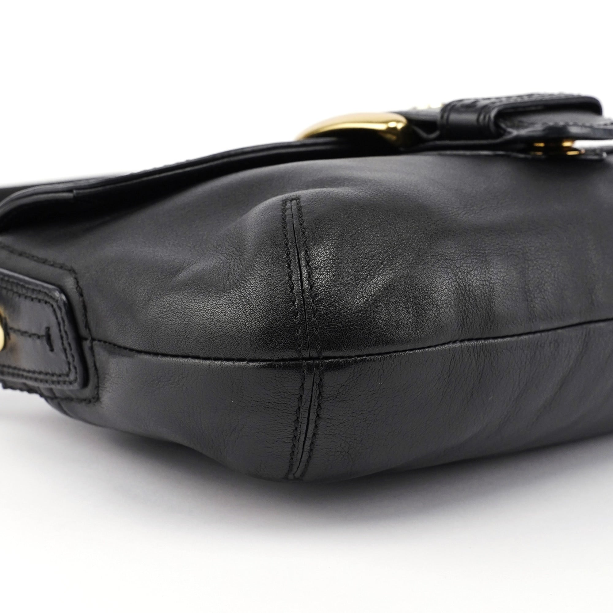 F11840 Black Leather Soho Shoulder Bag