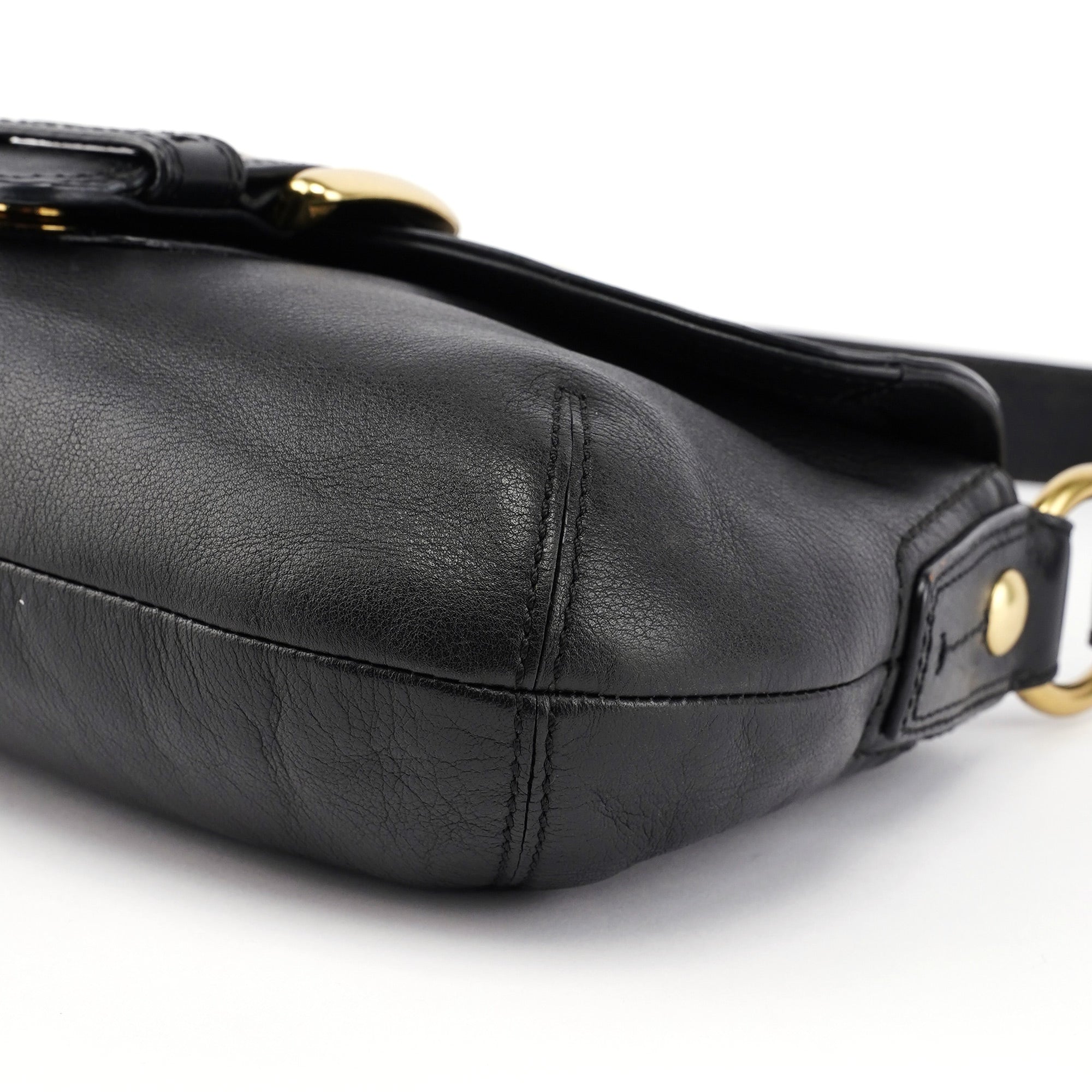 F11840 Black Leather Soho Shoulder Bag