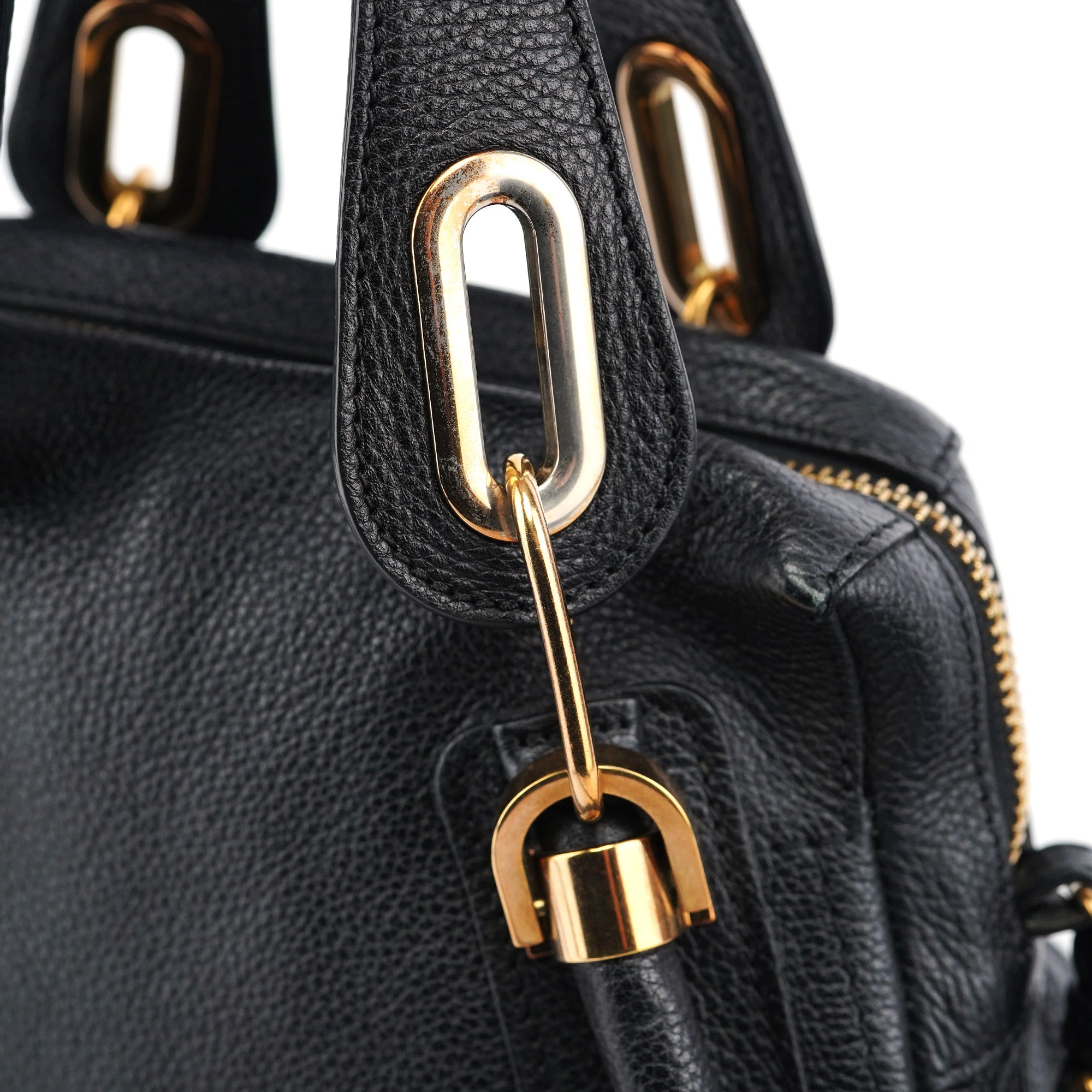 Black Leather Paraty 2-Way Shoulder Bag