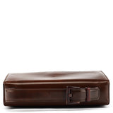 Henkeltasche aus braunem Spazzolato-Leder