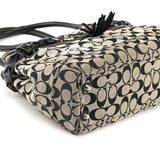 F13068 Hamptons tote i gråt og sort Signature canvas