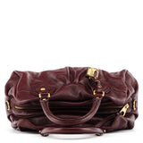 Classic Q 2-Way Bag aus bordeauxrotem Leder