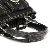 3646 Soho Tote Bag aus schwarzem Signature Canvas