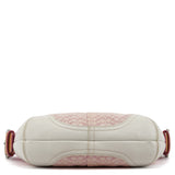 6351 Soho axelväska i rosa Signature-canvas