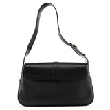 001 3824 Jackie Schultertasche aus schwarzem Leder