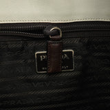B8778 Sac porté épaule Vitello Basic en cuir blanc cassé