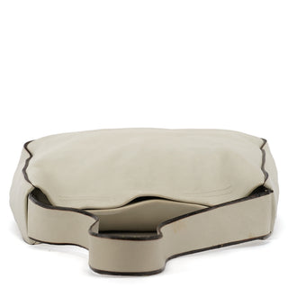 B8778 Off White Leather Vitello Basic Shoulder Bag