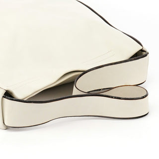 B8778 Off White Leather Vitello Basic Shoulder Bag