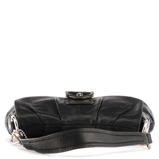 F17217 Black Leather Soho Pleated Shoulder Bag