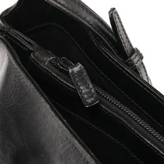 001 3269 Black Leather Shoulder Bag