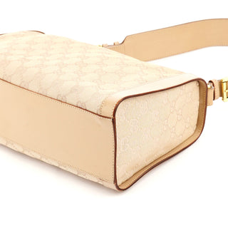 001 2058 Beige GG Shoulder Bag