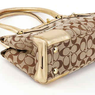 11062 Beige Gold Signature Turnlock Tote Bag