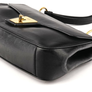 90643 Black Leather Turnlock Shoulder Bag