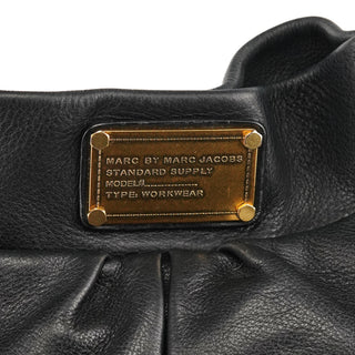 Black Leather Classic Q Hobo 2-Way Shoulder Bag