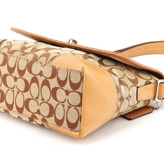 F13066 Beige Signature Turnlock 2-Way Shoulder Bag