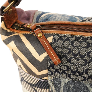 F40530 Multicolor Signature Patchwork Shoulder Bag