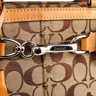 8K06 Beige Tan Signature Hamptons Tote Bag