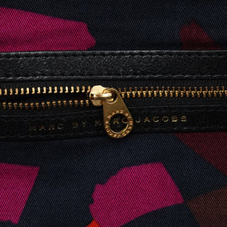 Black Leather Classic Q 2-Way Bag