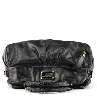 Black Leather Classic Q 2-Way Bag