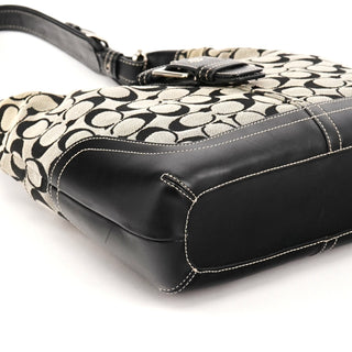6824 Grey Black Signature Soho Shoulder Bag