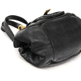 Ring Tote Bag aus schwarzem Leder