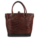 Tote Bag aus braunem Leder mit Krokoprägung