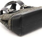 F10927 Soho tote i gråt og sort Signature canvas