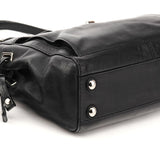 14522 Torebka tote Turnlock z czarnej skóry