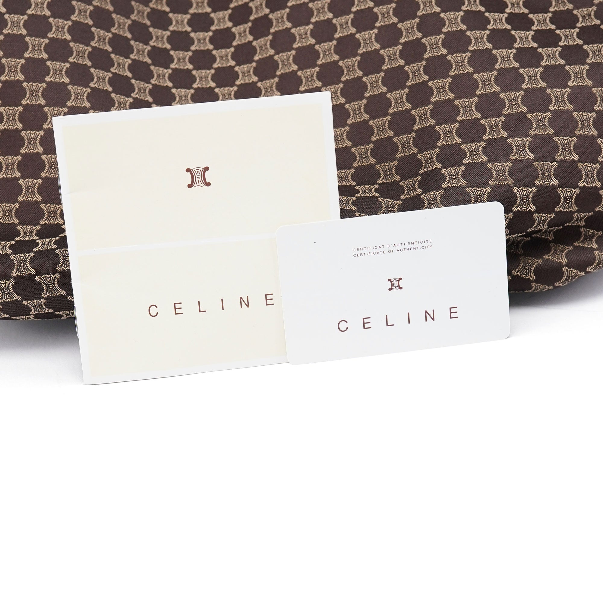 Celine Triomphe Schultertasche in Braun mit Kroko-Prägung