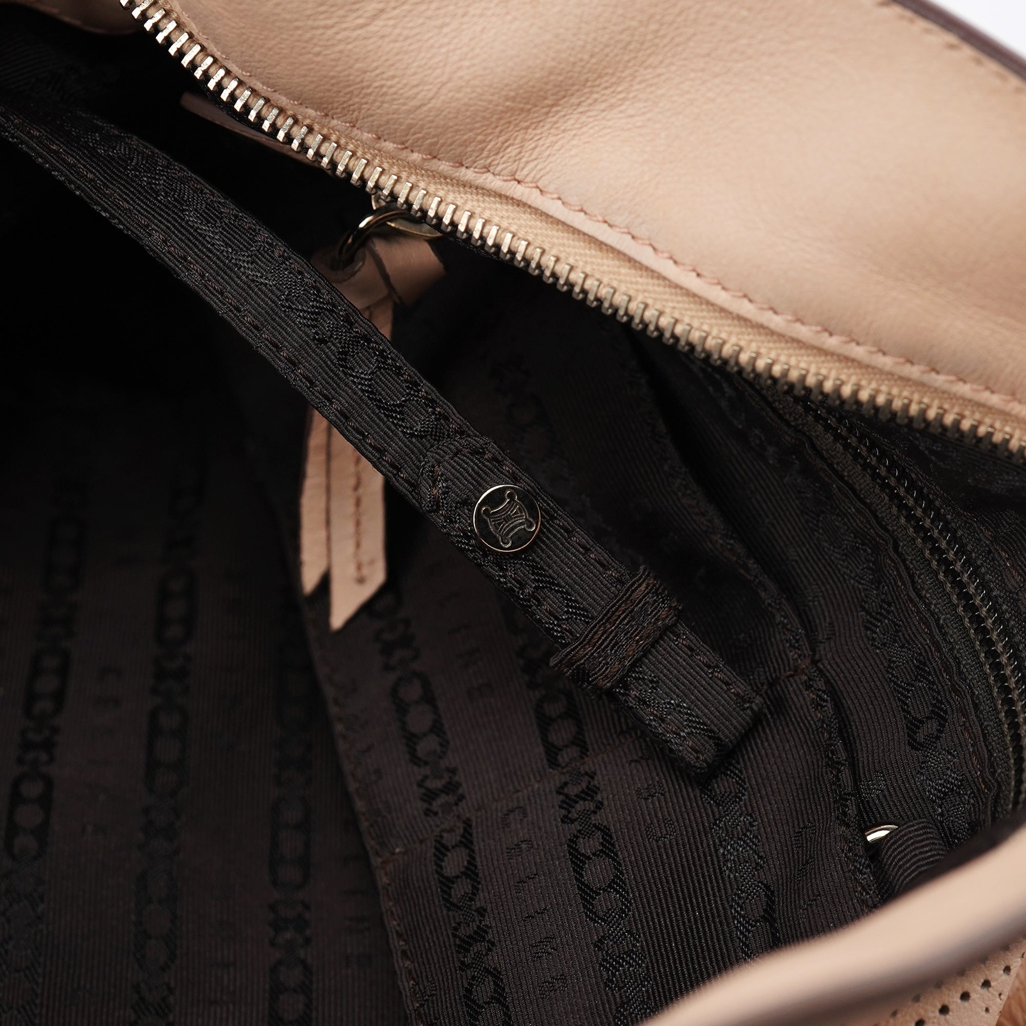 Celine Sac porté épaule Bittersweet en cuir perforé crème