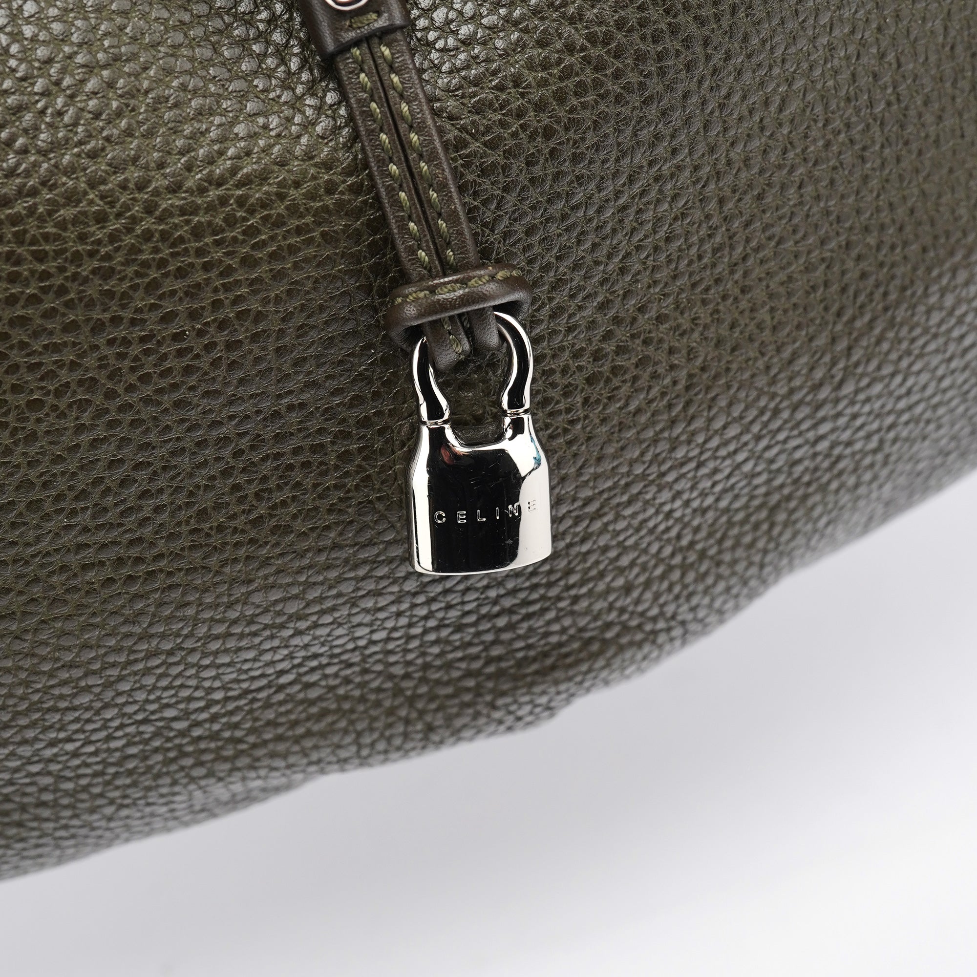Celine Sac porté épaule Bittersweet en cuir vert foncé