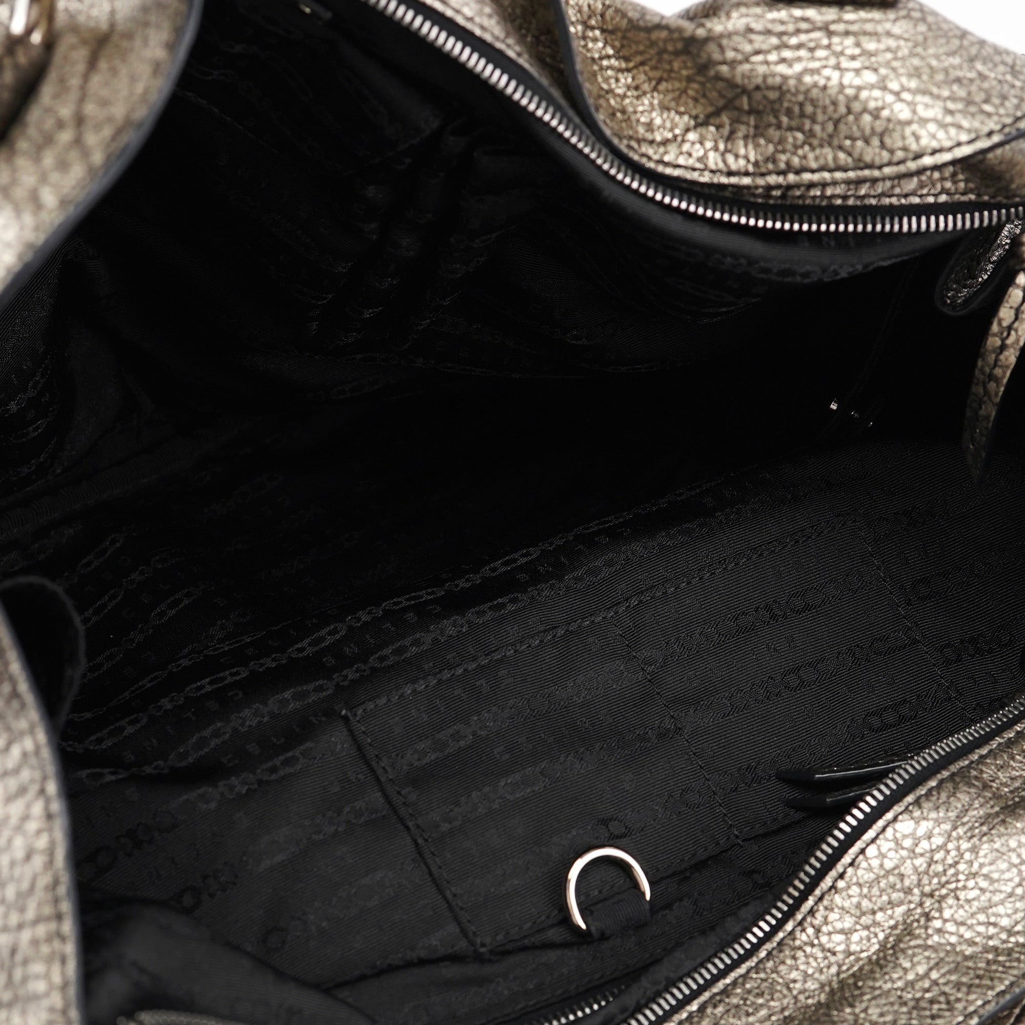 Celine Bittersweet Schultertasche aus Metallic-Leder