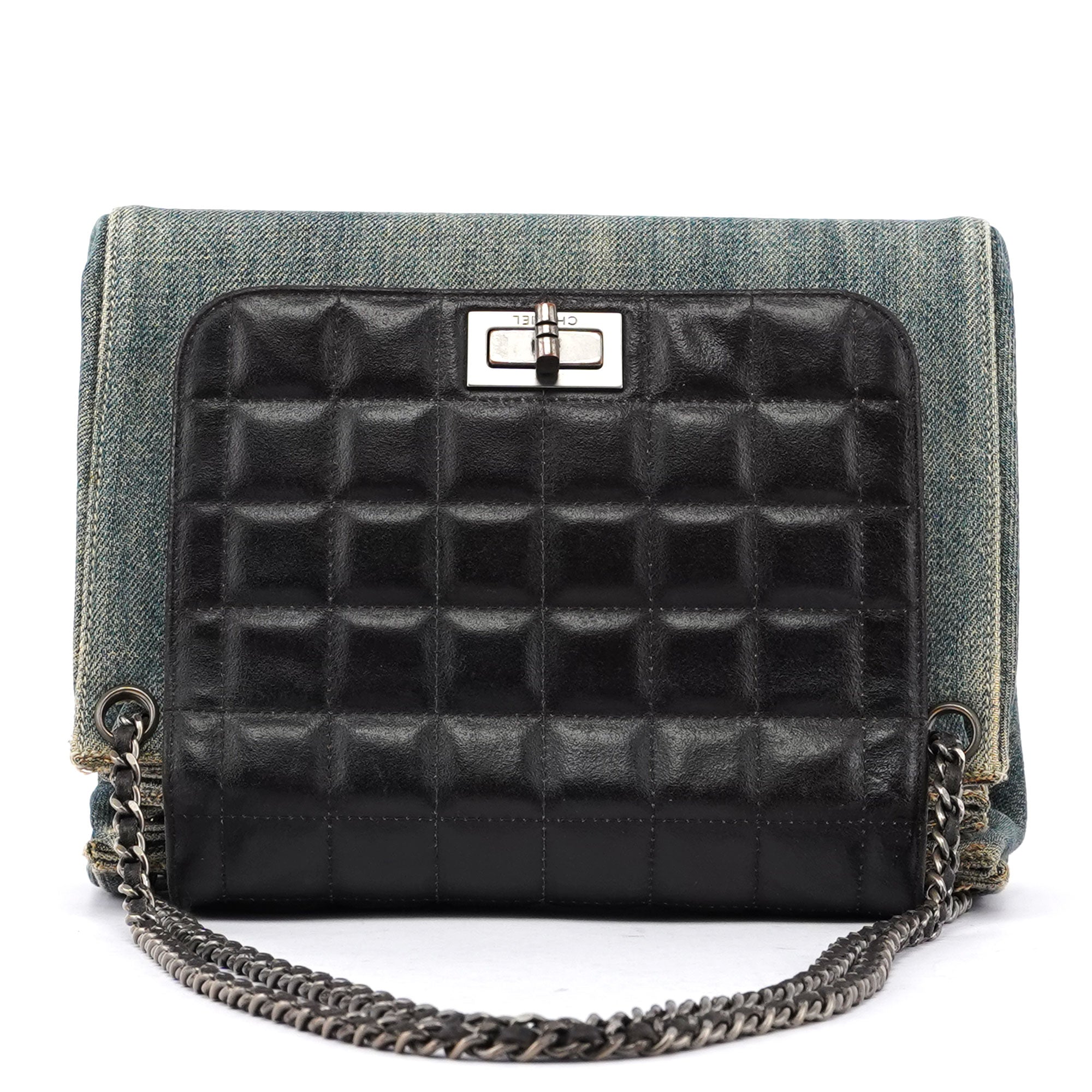 Chanel Sac 2.55 en denim bleu marine et cuir marron