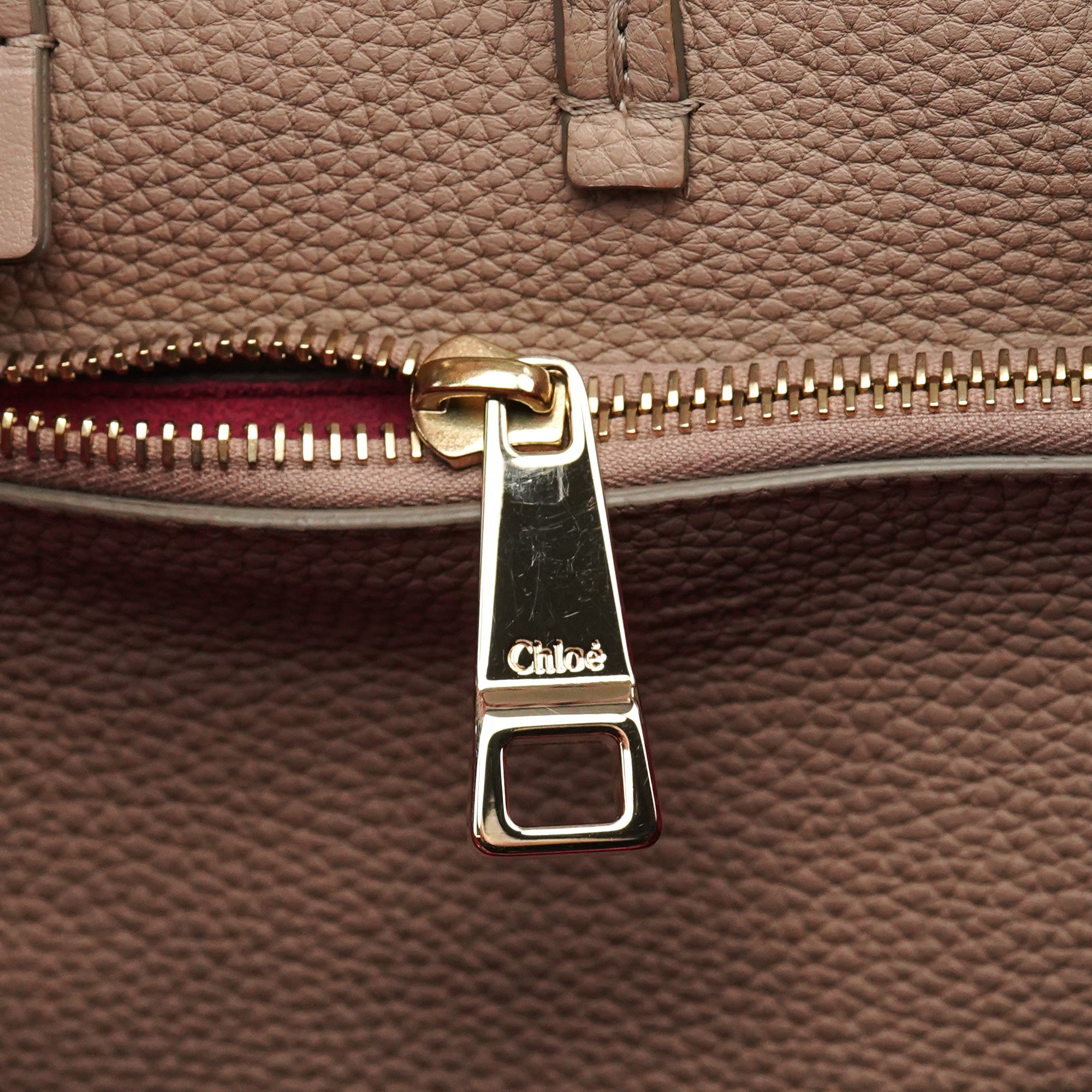 Chloé 2-Way Tasche aus Leder in Beige
