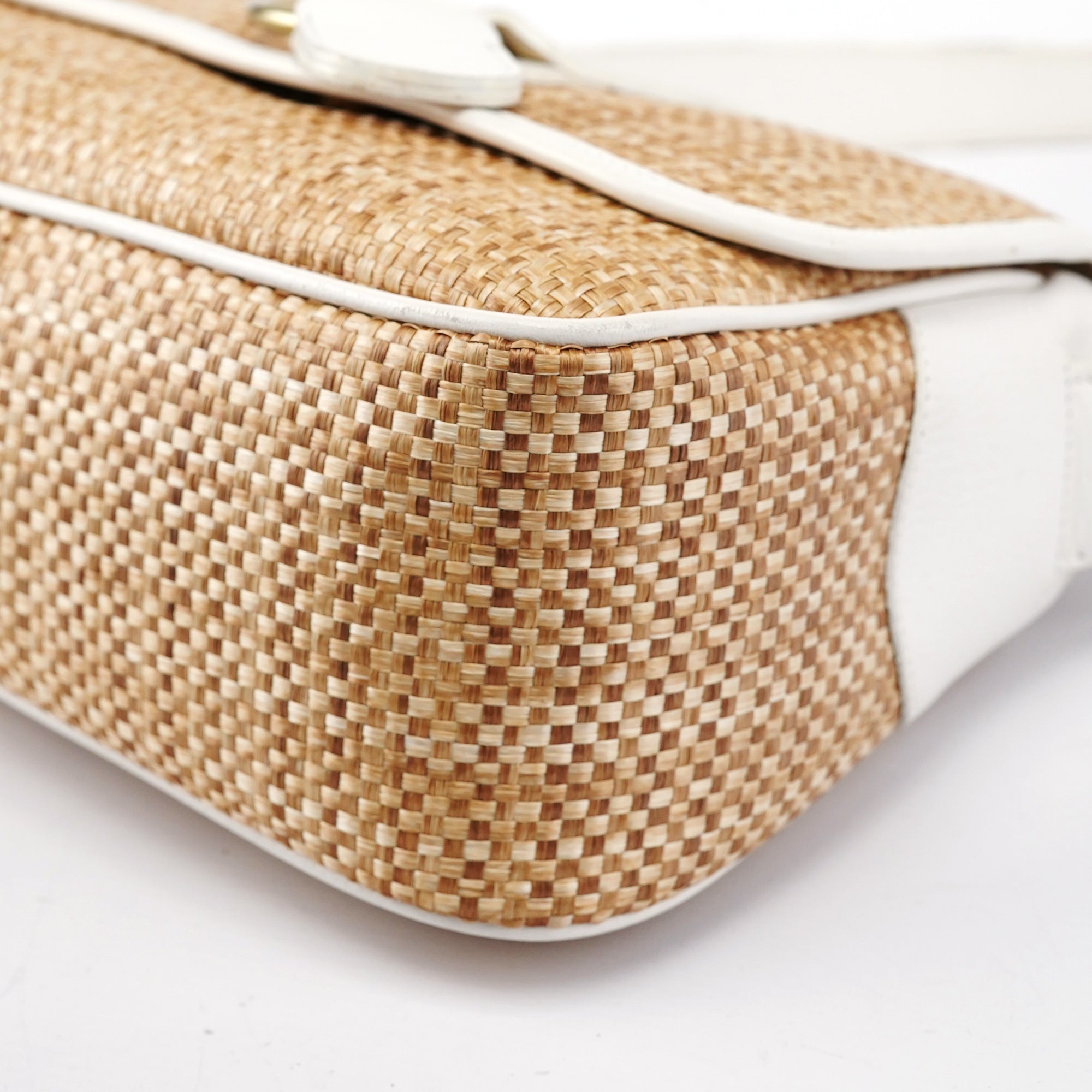 Chloé Beige Woven Raffia Shoulder Bag