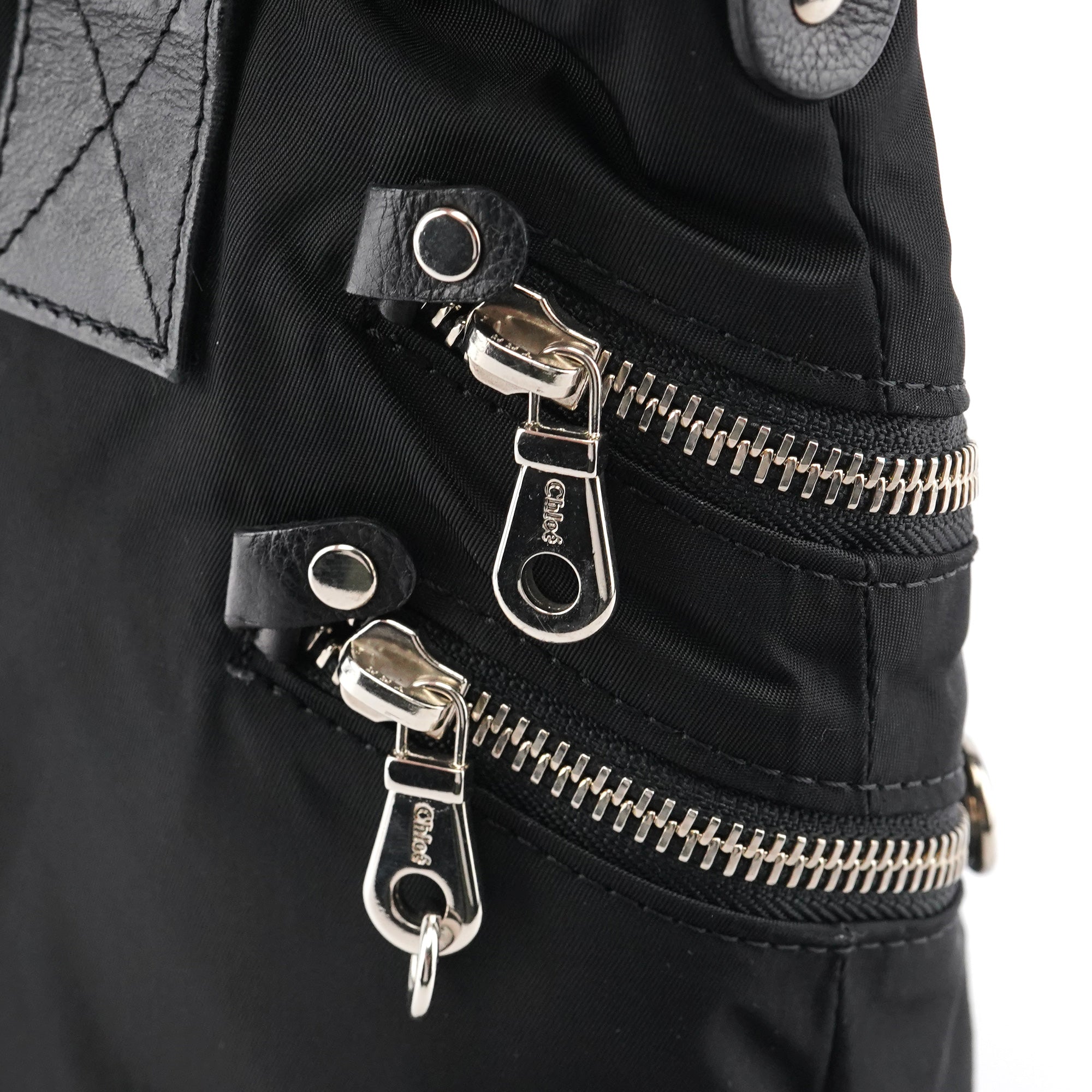 Chloé Sac cabas Logo argenté en nylon noir