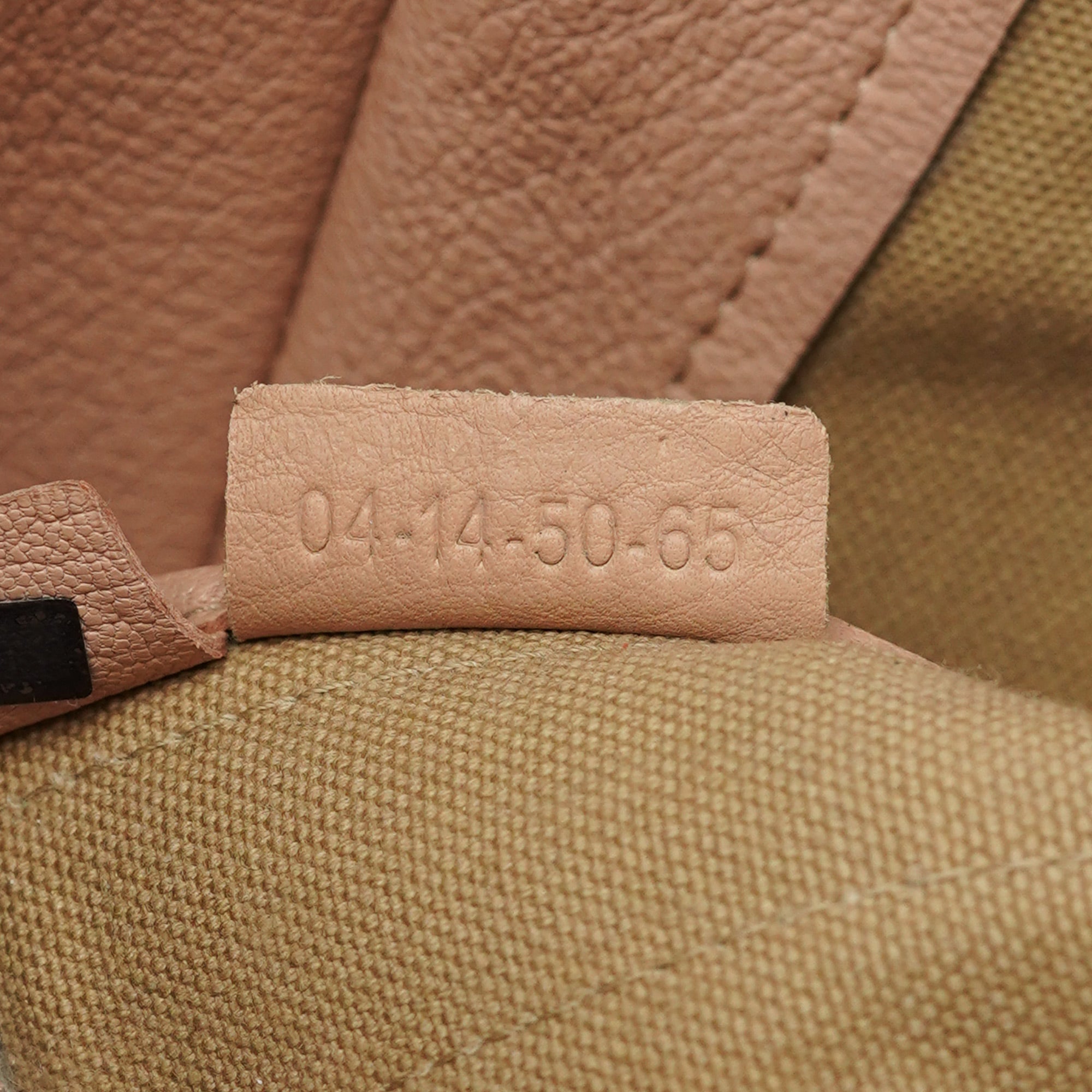 Chloé Tote Bag aus Kalbsleder in Creme und Oliv