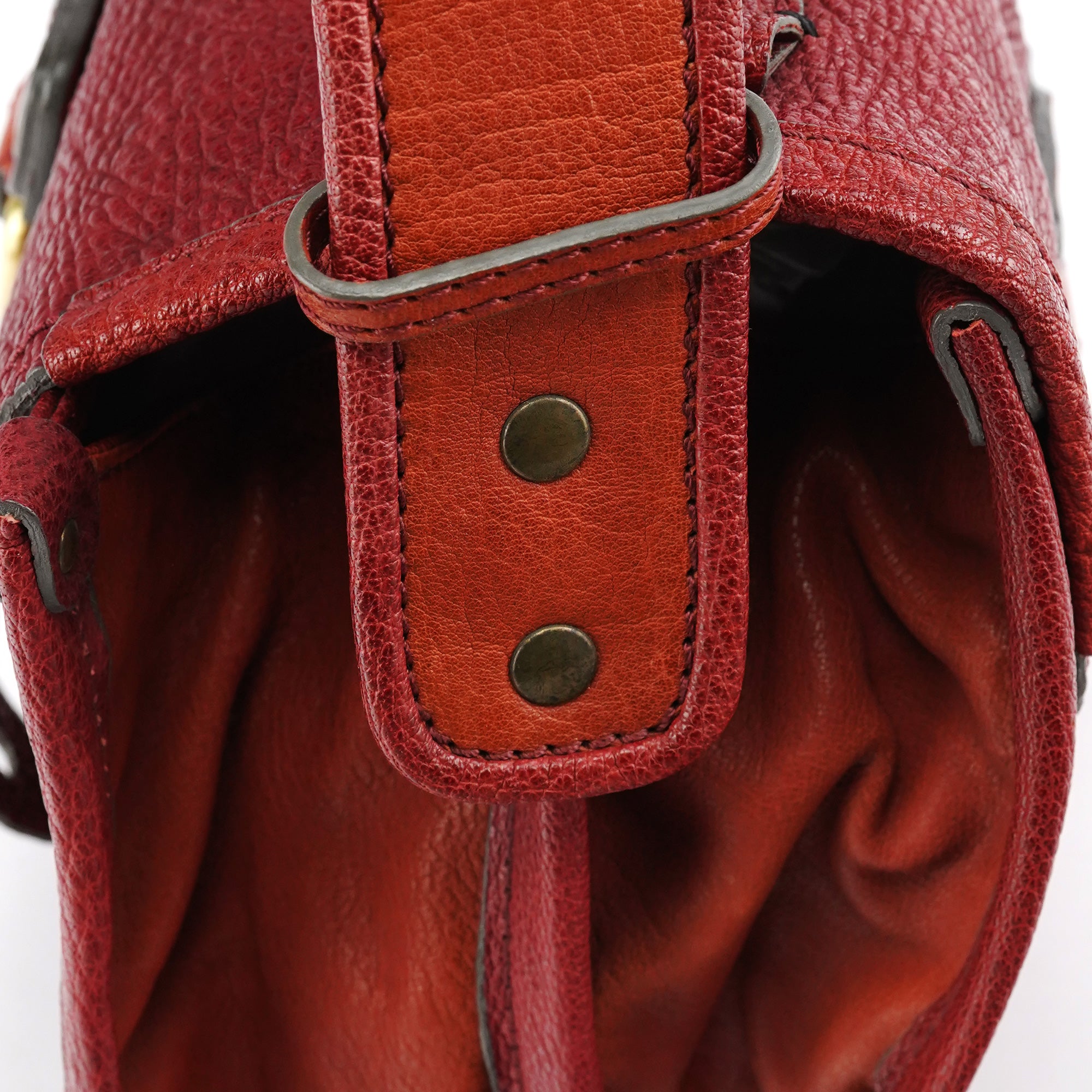 Chloé Automne 2005 Sac porté épaule Saddle en cuir grainé rouge