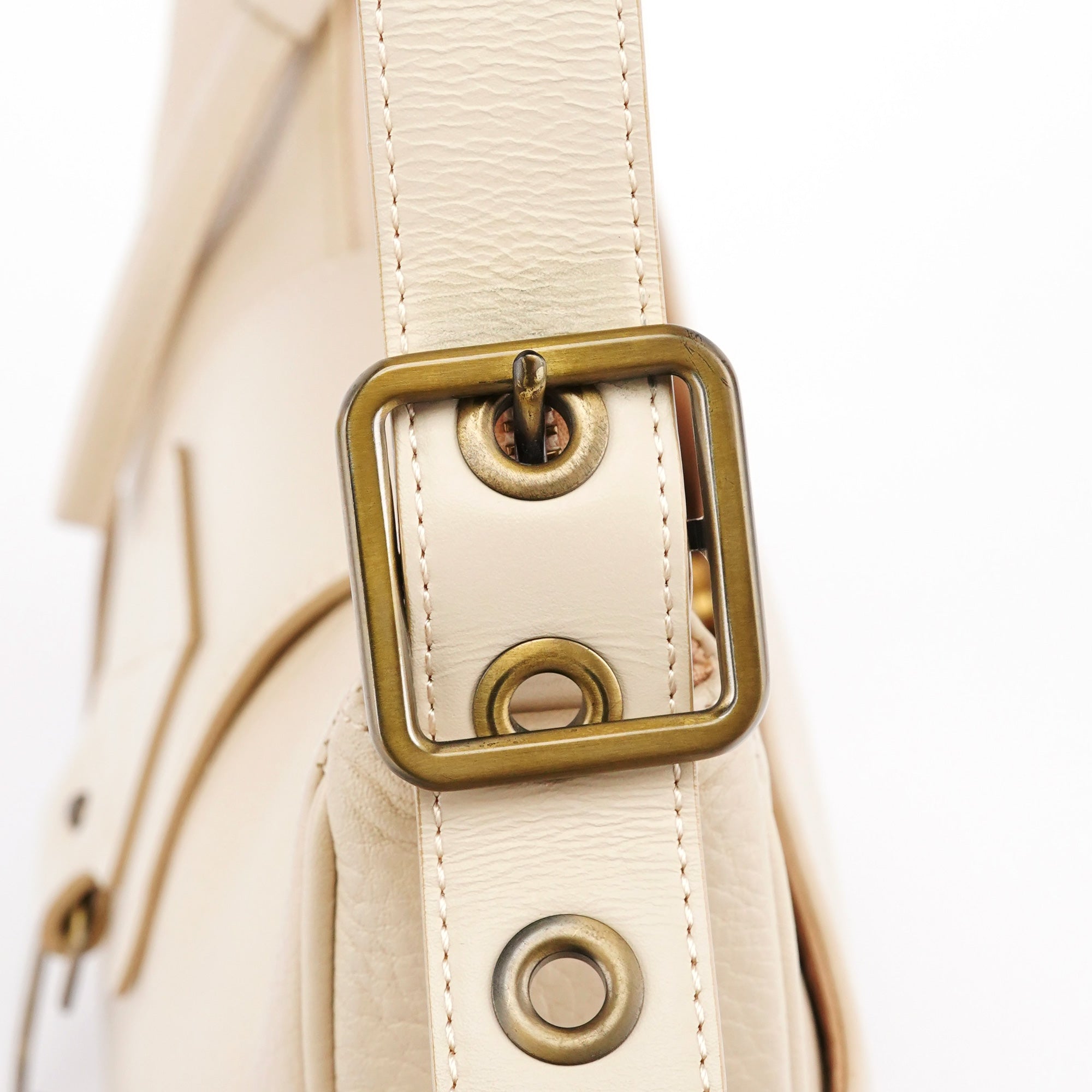 Chloé Ivory Leather C Buckle Shoulder Bag