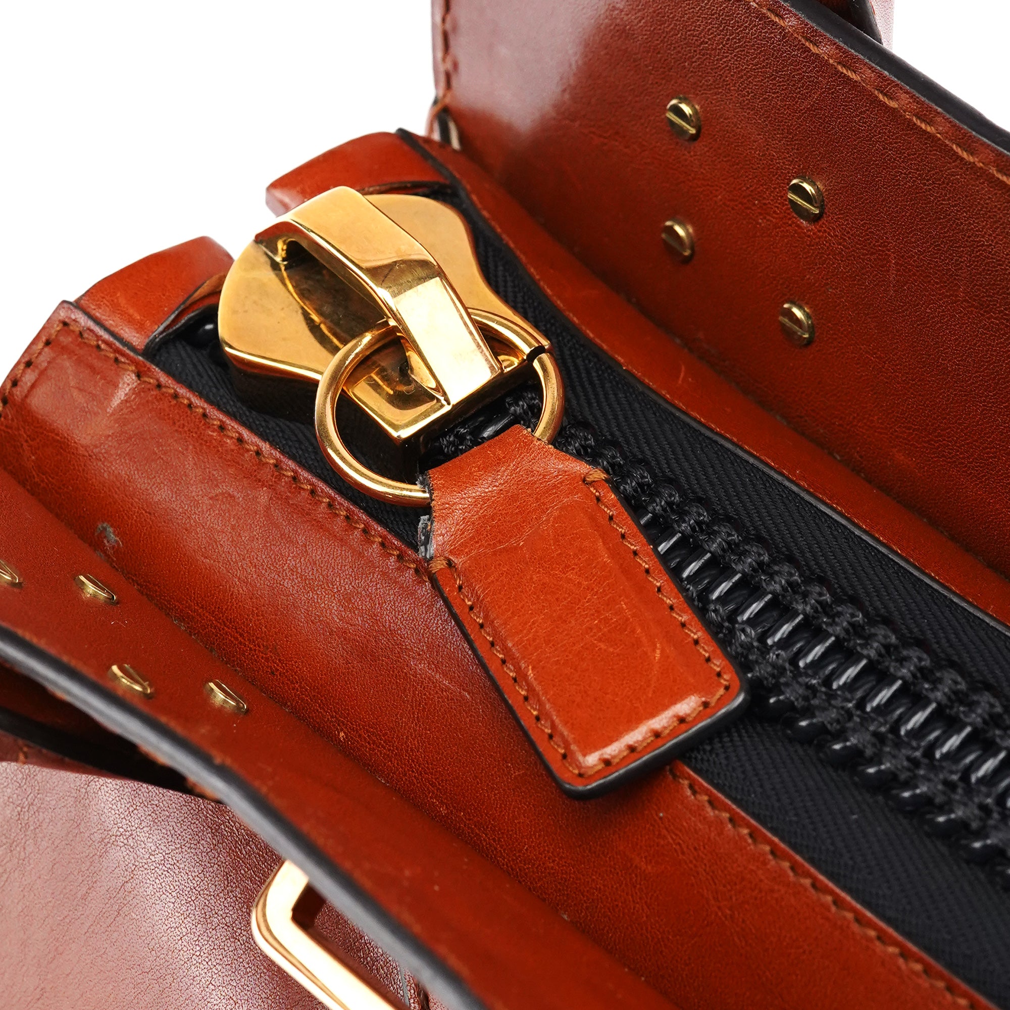Chloé Light Brown Leather Oversized Zipper Bag