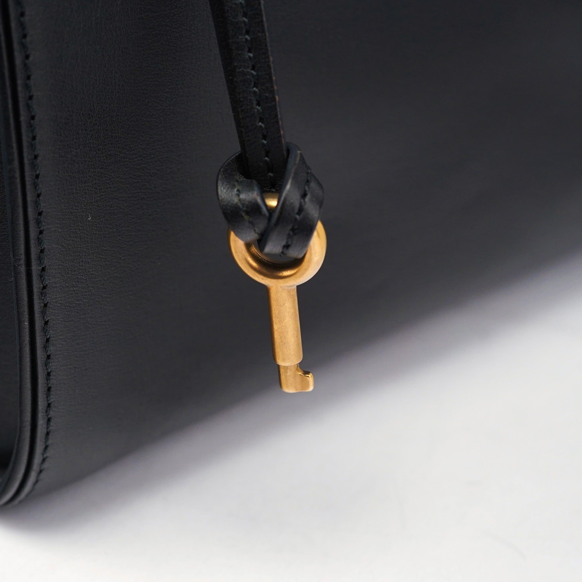 Chloé Matte Black Leather Paddington Boston Bag