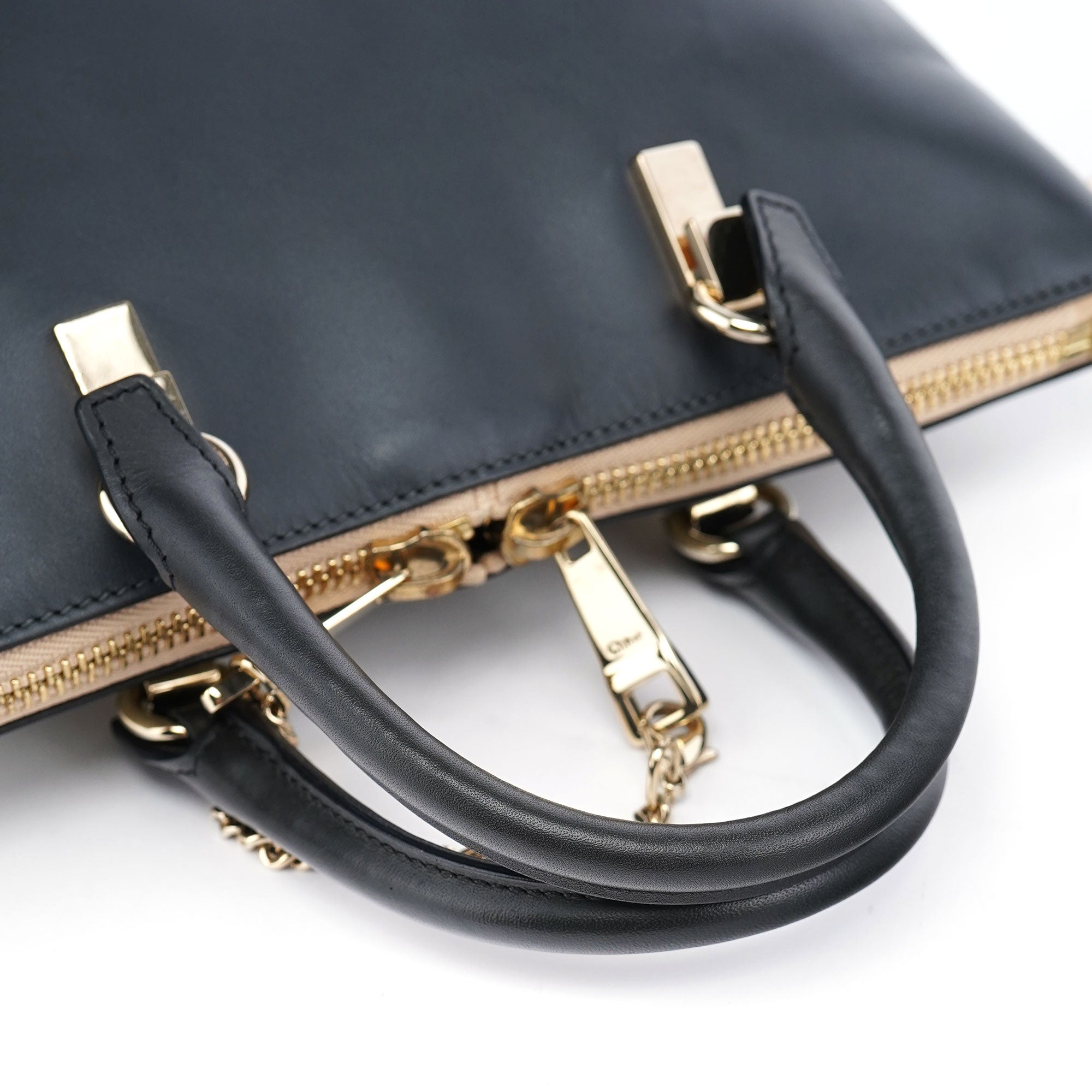 Chloé Sac cabas deux portés Baylee en cuir de veau blanc et noir