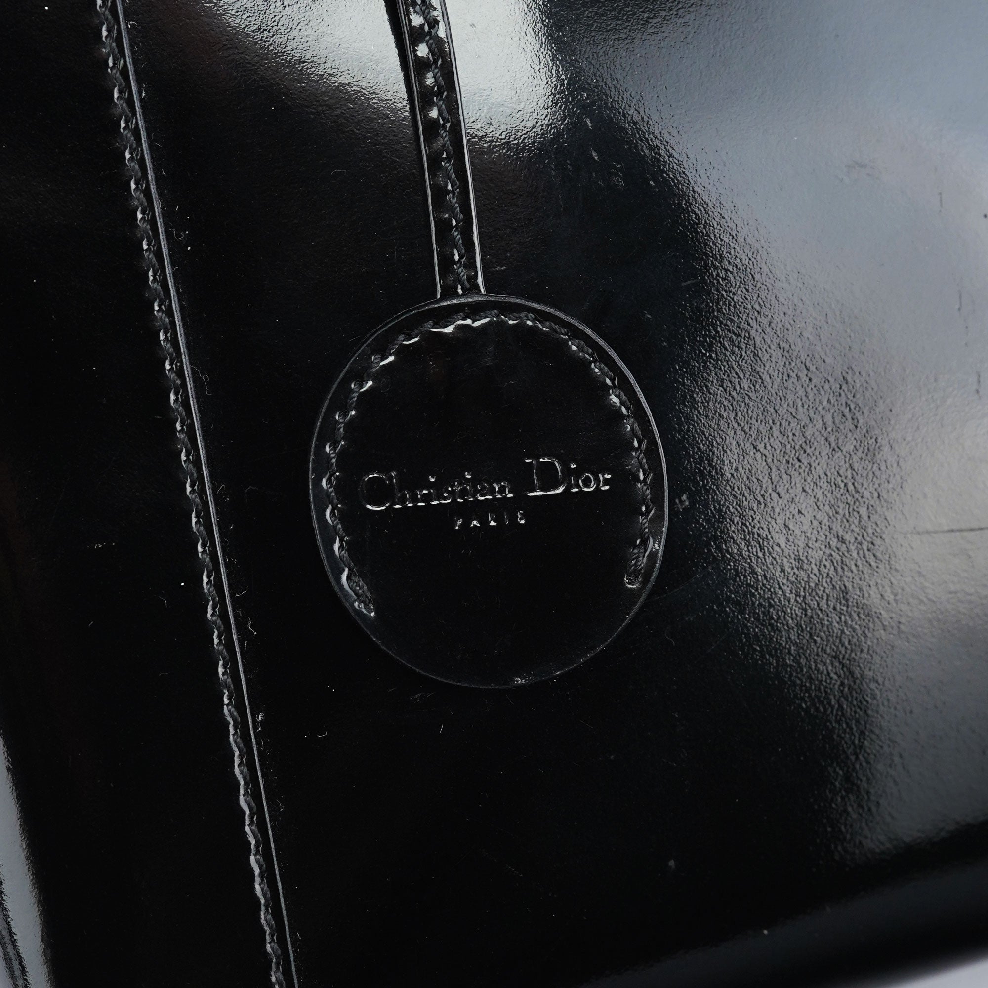 Christian Dior Mini sac cabas en cuir verni noir