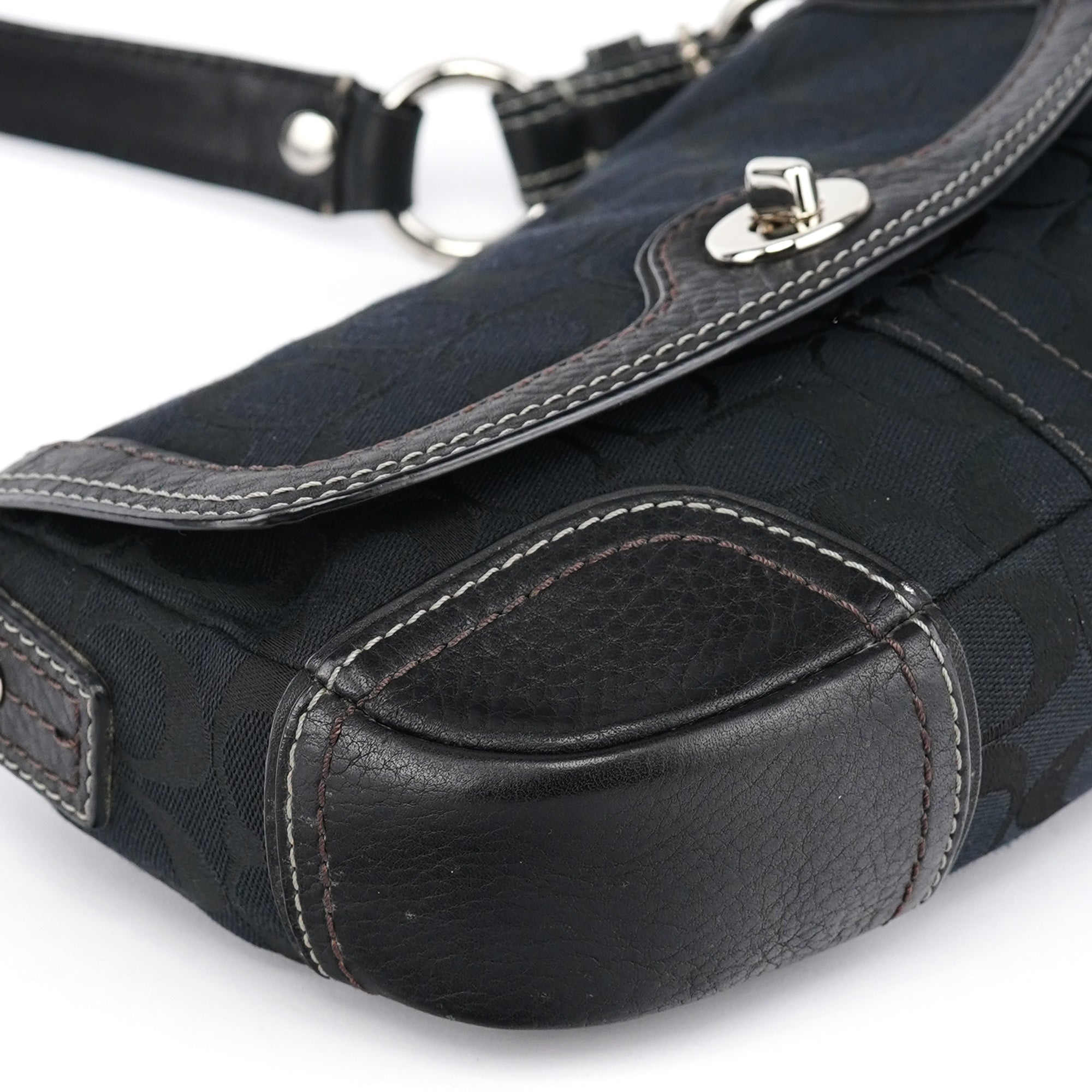 Coach 10983 Black Turnlock Shoulder Bag
