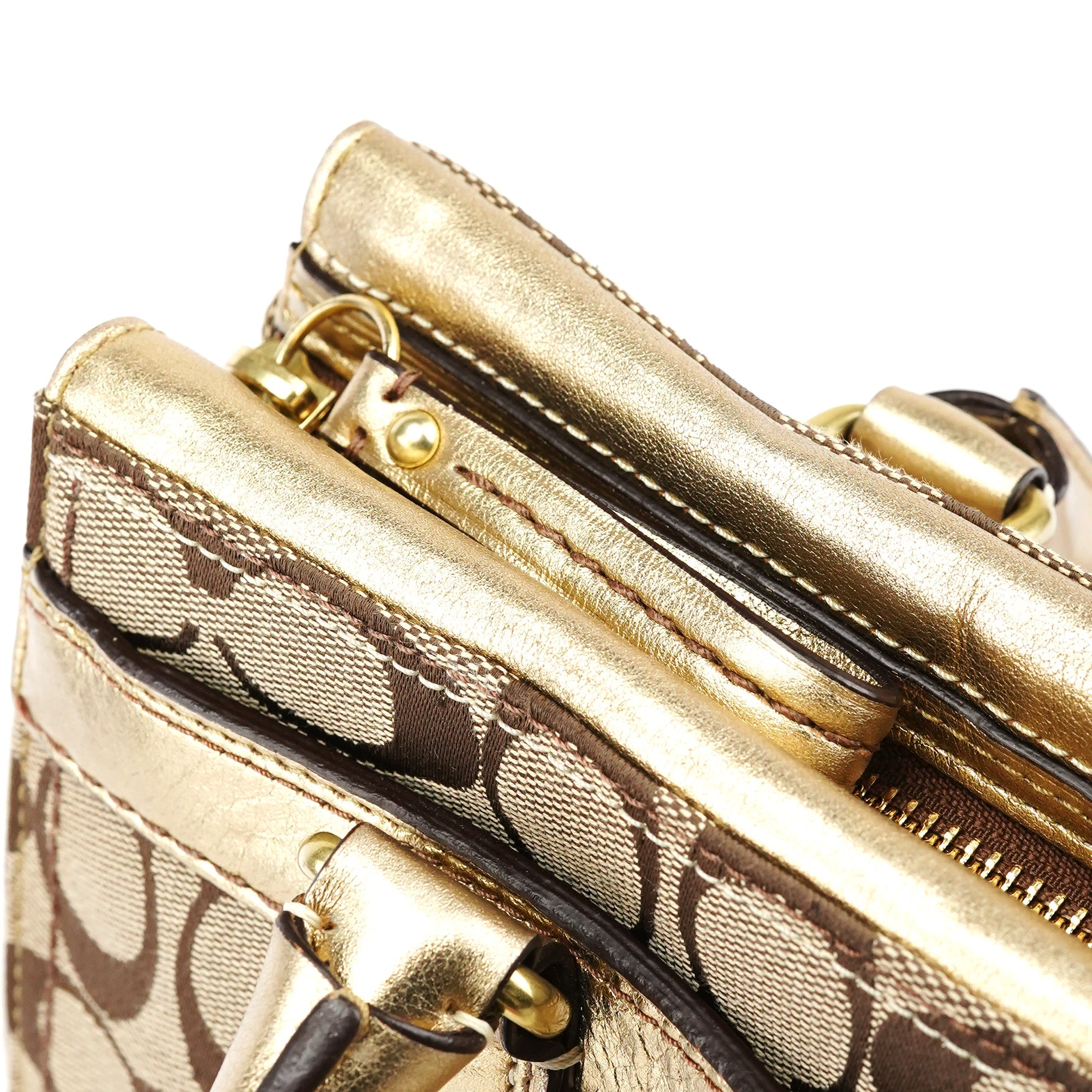Coach Beige Gold Turnlock Tote Bag – Rediscover Vintage