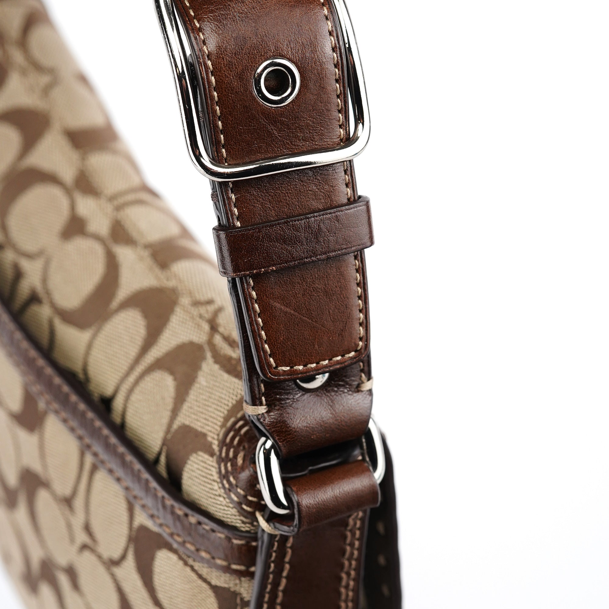Coach 11574 Turnlock Schultertasche in Beige und Braun