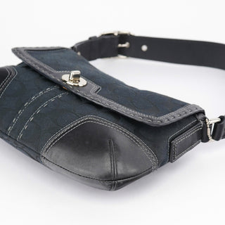 Coach 11574 Black Turnlock Shoulder Bag