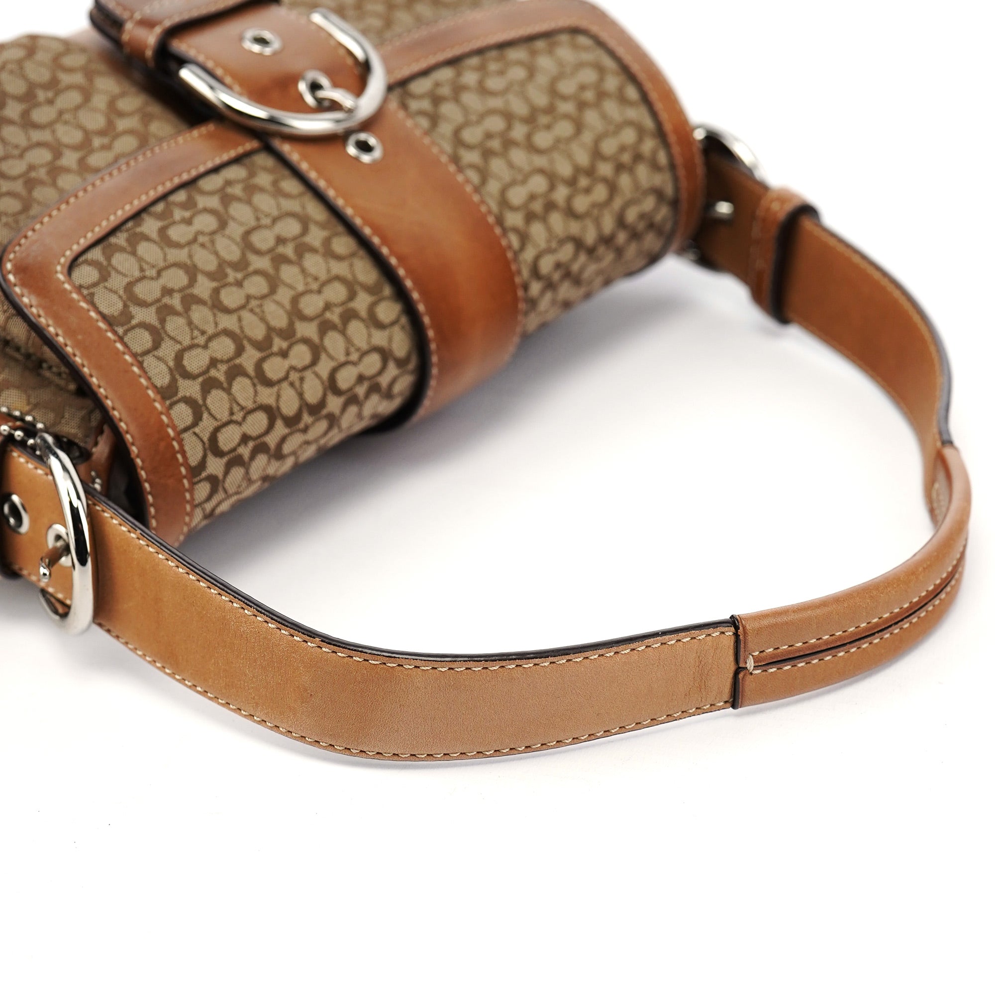 Coach 1444 Sac porté épaule Soho en toile Signature C beige
